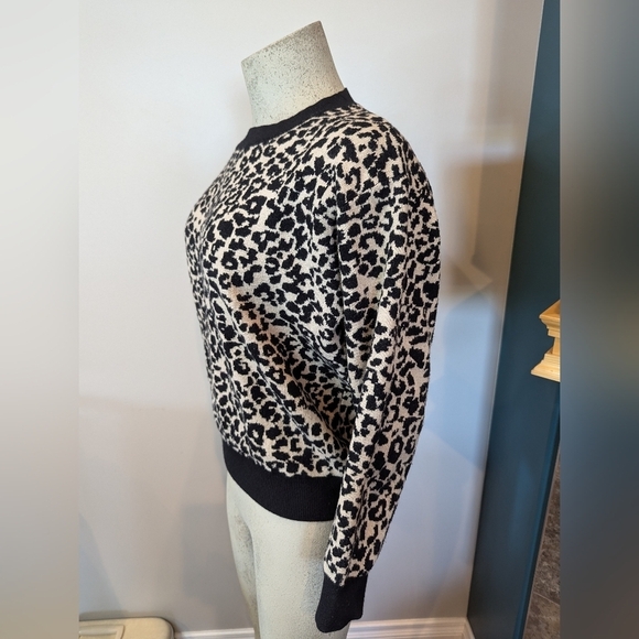 Molly Braken leopard print crew neck sweater size XS/S - Picture 5 of 15